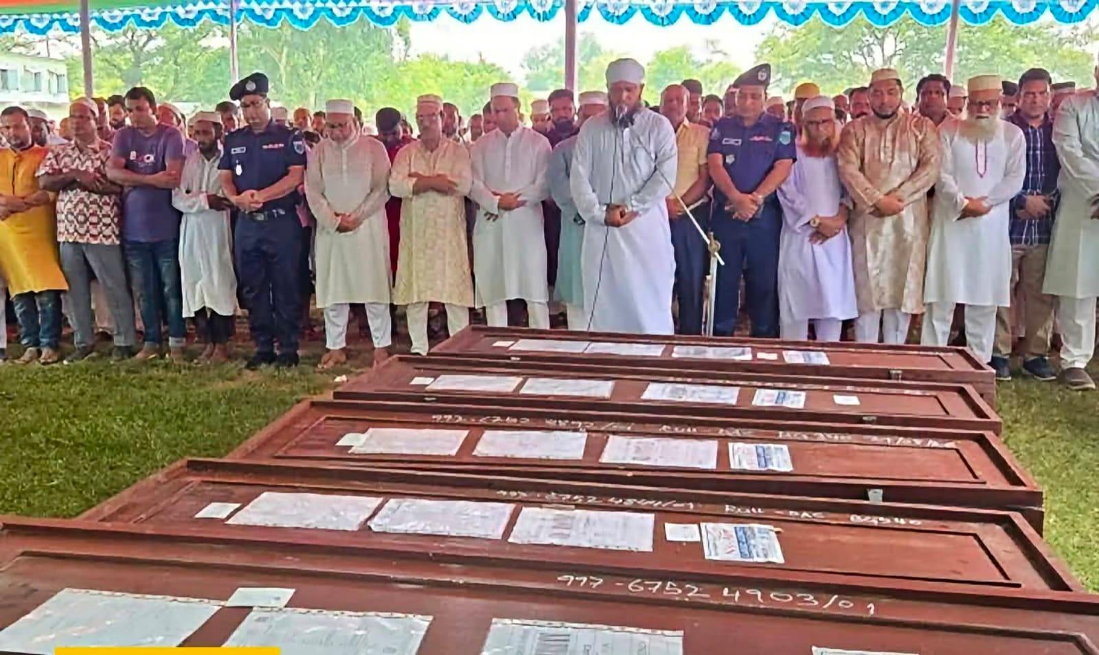 সৌদি কারখানায় আগুনে নিহত সাত প্রবাসীর জানাজা নওগাঁয় - Chief TV