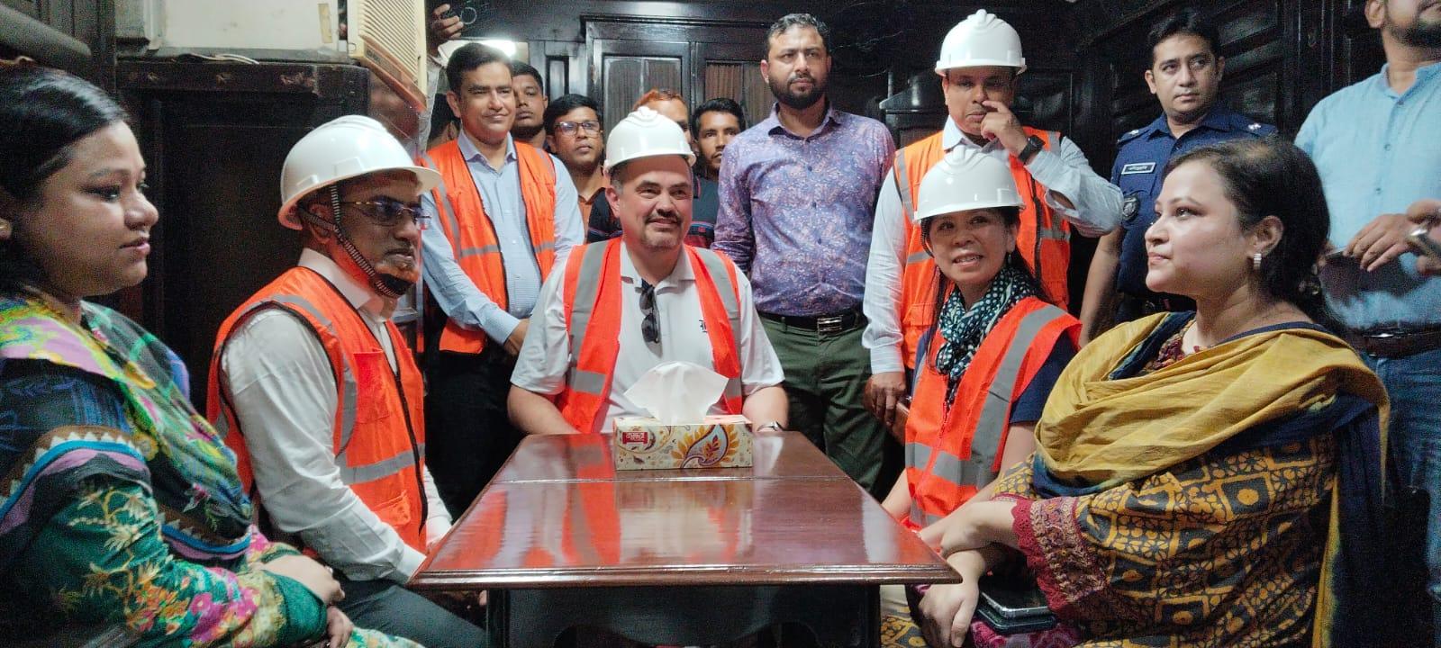 রেলওয়ে কারখানা ঘুরে মুগ্ধ মার্কিন রাষ্ট্রদূত - Chief TV