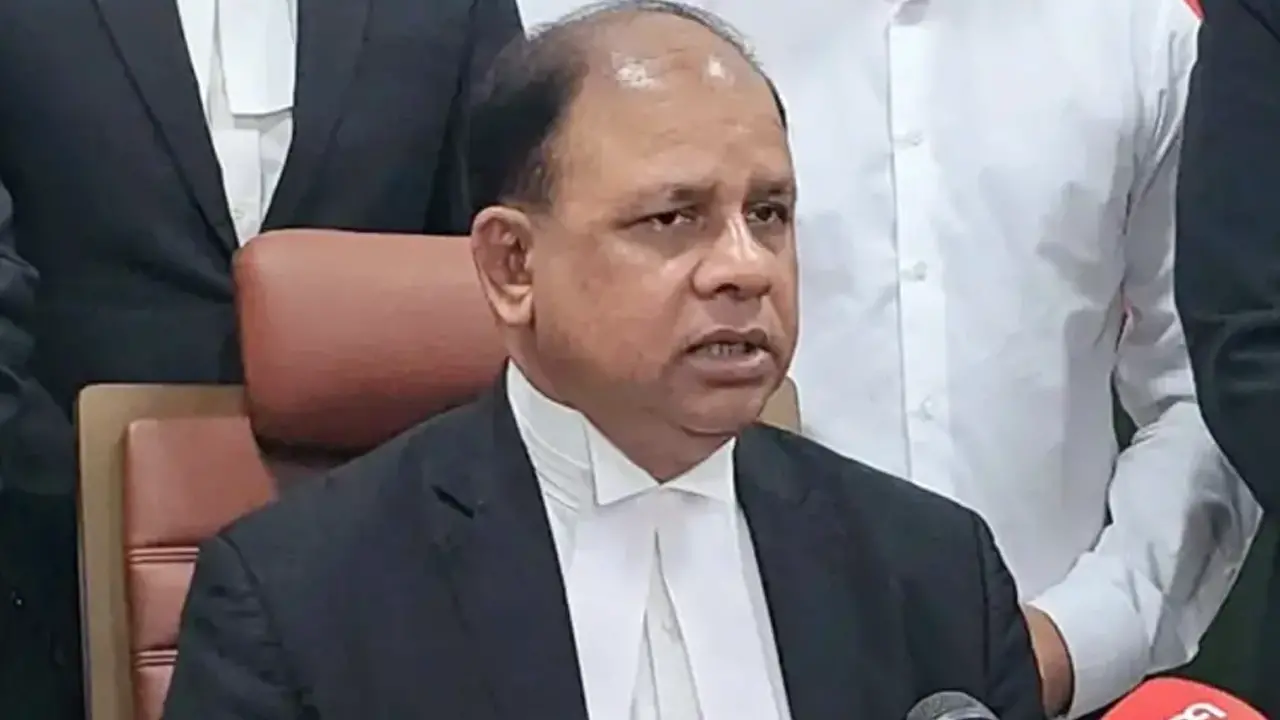 হাসিনা কোন স্ট্যাটাসে ভারতে আছেন, জানে না বাংলাদেশ: চিফ প্রসিকিউটর - Chief TV
