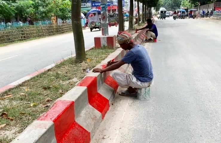 রাষ্ট্রপতির আগমন ঘিরে রাতদিন সাজছে ঠাকুরগাঁও শহর - Chief TV