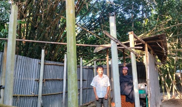 ঝড়ে উড়ে গেছে ঘরের চাল, তবু থামেনি বেঁচে থাকার লড়াই,৫০০ টাকা আয়ে চলছে সংসার - Chief TV