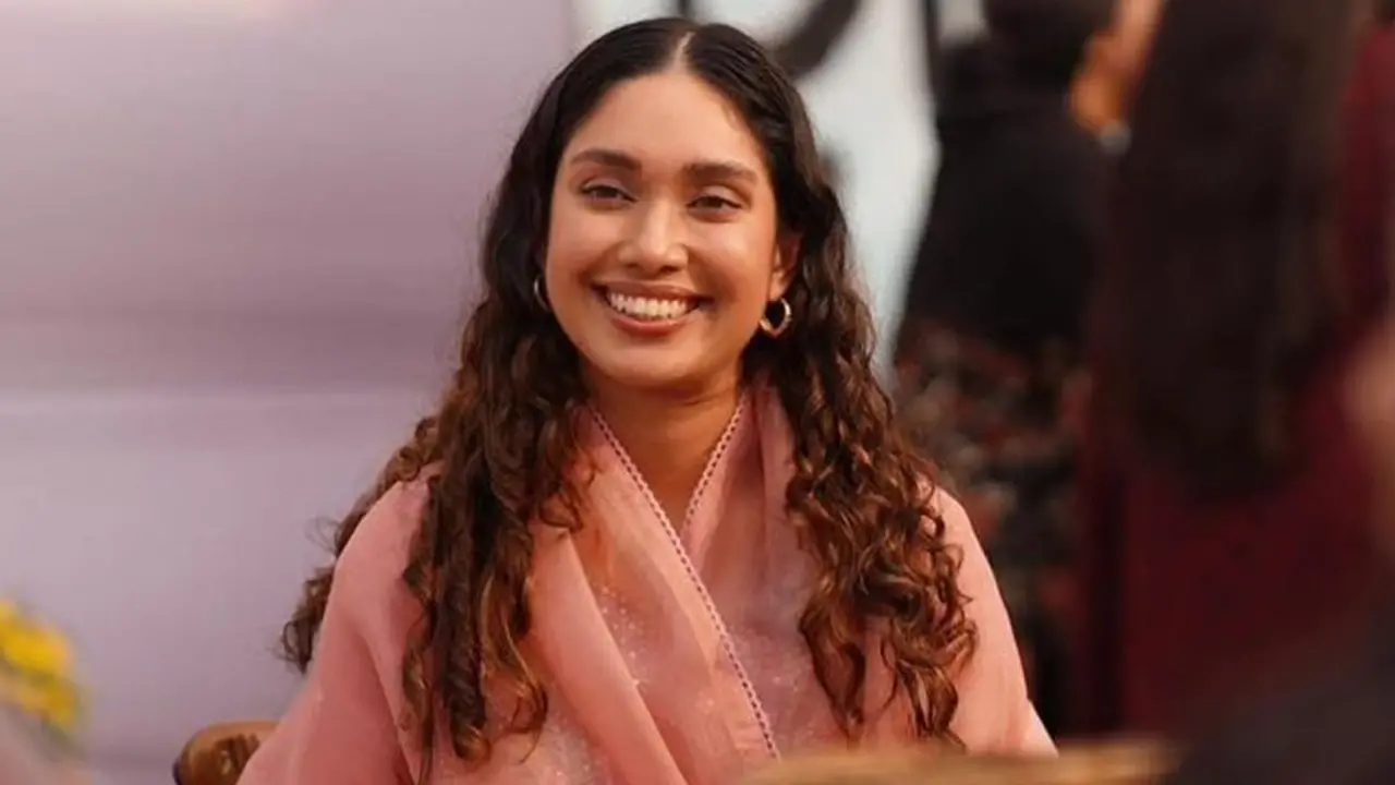 বার কাউন্সিলে উত্তীর্ণ ব্যারিস্টার জাইমা, প্রথম ধাপে সাফল্য - Chief TV