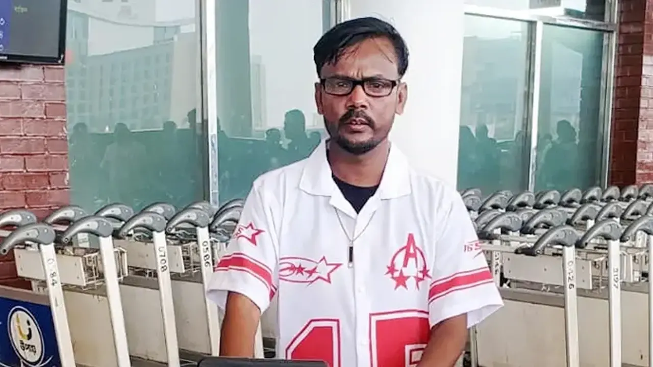 ভোটে দাঁড়াবেন বলে ওমরা করতে যাচ্ছেন হিরো আলম - Chief TV
