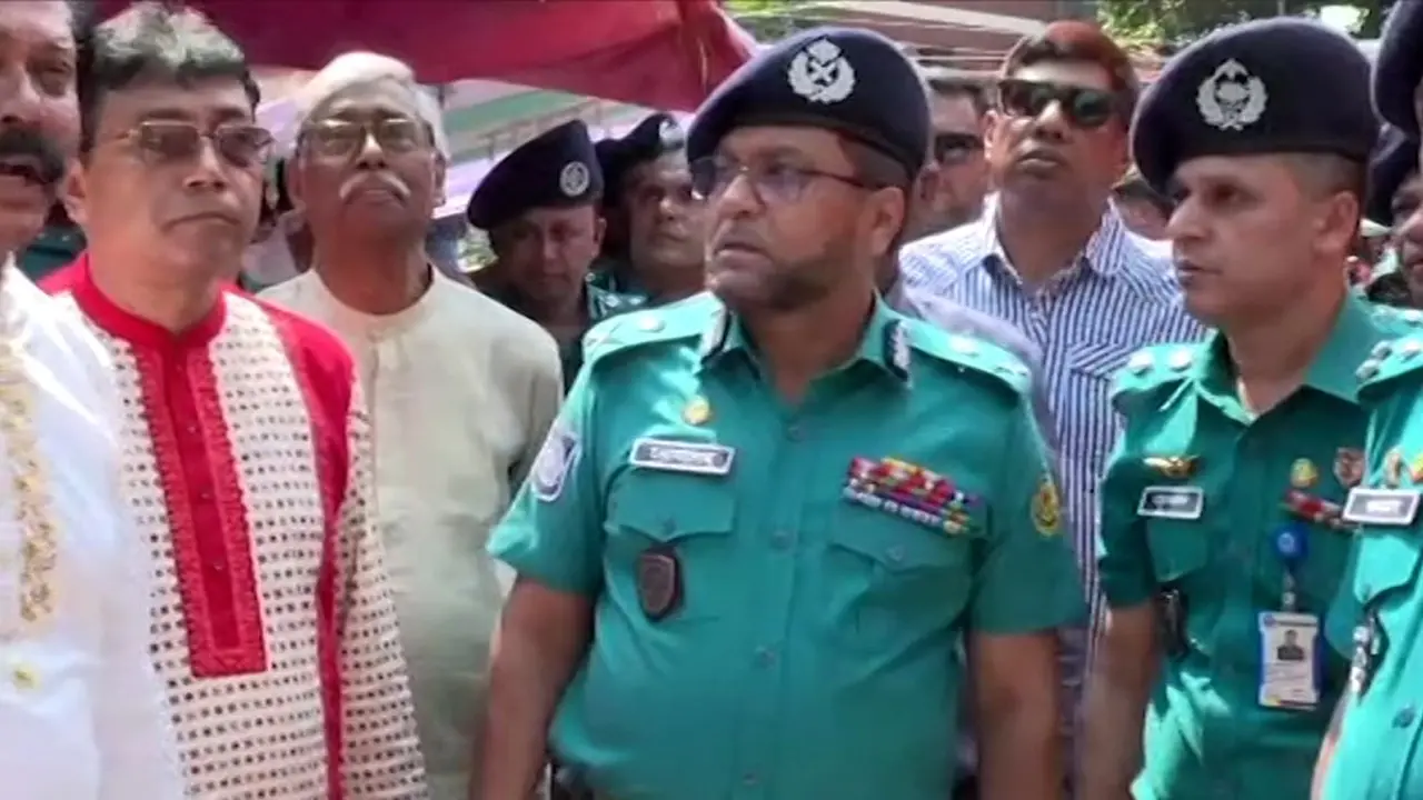 দুর্গাপূজায় নাশকতার কোনো আশঙ্কা নেই: ডিএমপি কমিশনার - Chief TV