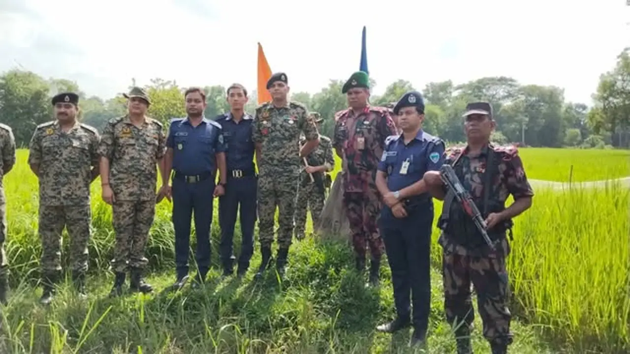 বিএসএফের আটক দুই পুলিশ সদস্যকে ফেরত আনল বিজিবি - Chief TV