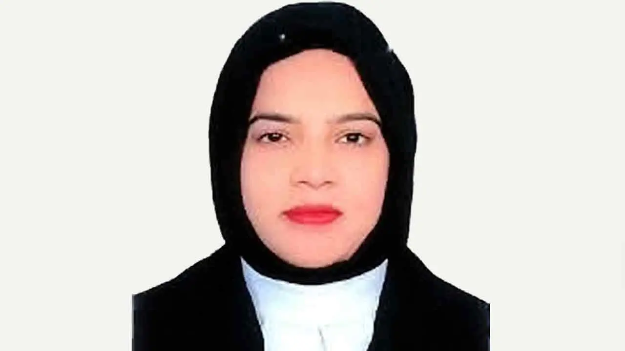 পদত্যাগ করলেন ডেপুটি অ্যাটর্নি জেনারেল শিউলি খানম - Chief TV