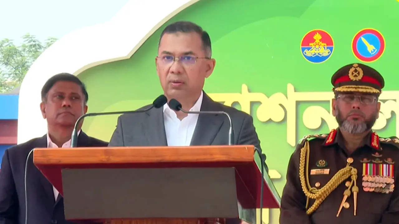 জাতীয় পতাকার মান রক্ষা করা সব সৈনিকের পবিত্র দায়িত্ব: প্রধানমন্ত্রী - Chief TV