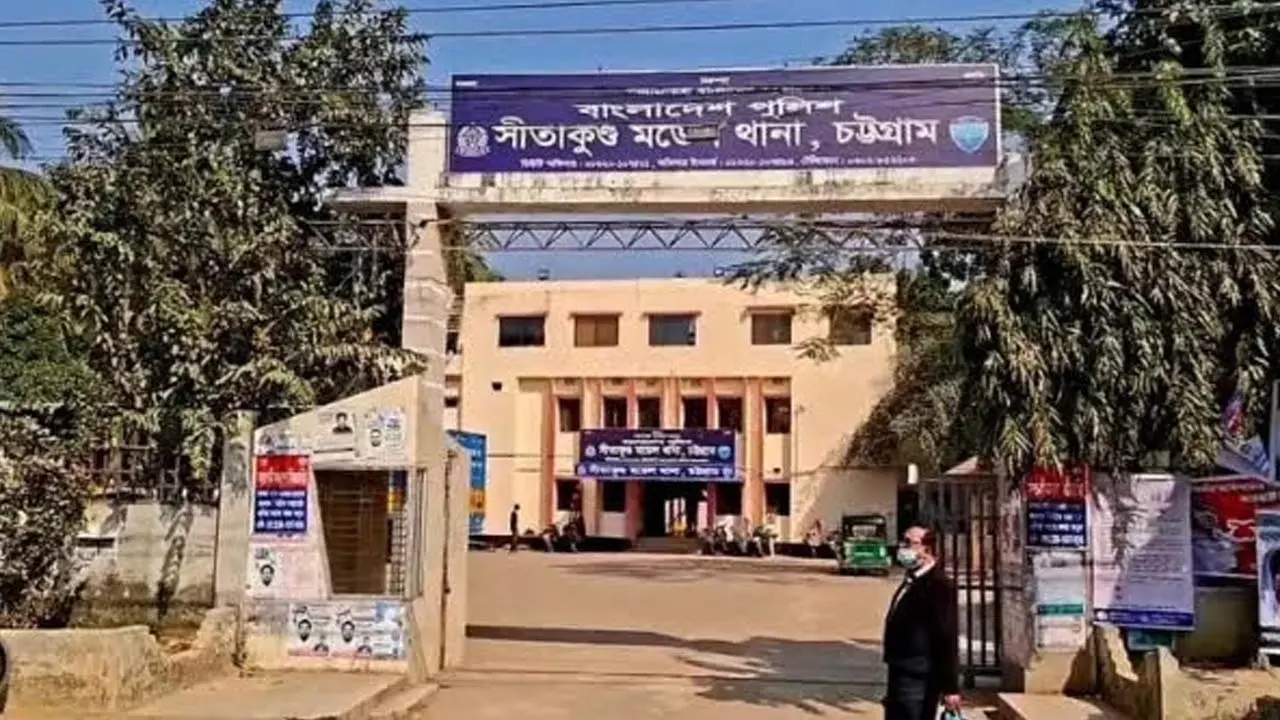 সীতাকুণ্ডে তরুণীকে অপহরণ করে ধর্ষণের অভিযোগ, দুই আসামি গ্রেপ্তার - Chief TV