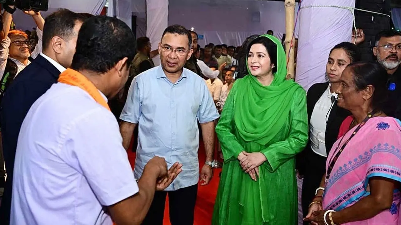 রাজধানীর বাইরে প্রধানমন্ত্রীর পূজামণ্ডপ পরিদর্শন, খুশি সনাতন ধর্মাবলম্বীরা - Chief TV
