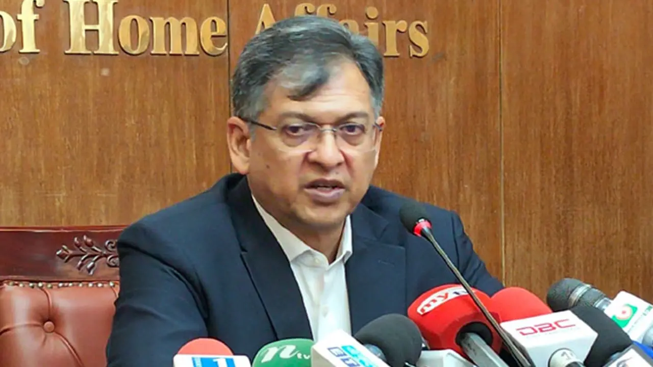 প্রত্যর্পণ চুক্তি অনুযায়ী শেখ হাসিনাকে ফেরত চেয়েছি: স্বরাষ্ট্রমন্ত্রী - Chief TV