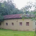 আধুনিকতার ছোঁয়ায় চিরচেনা মাটির ঘর আজ বিলুপ্তির পথে - Chief TV