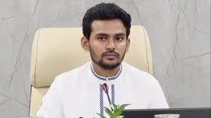 আসিফ মাহমুদের দুর্নীতি অনুসন্ধানে দুদক, পাওয়া গেছে প্রাথমিক সত্যতা - Chief TV