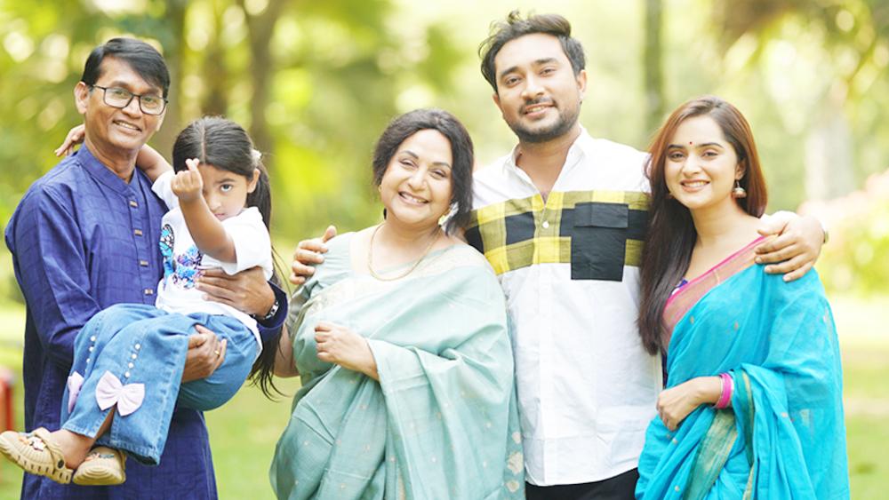 আলোচনায় নাটক কোটিপতি - Chief TV