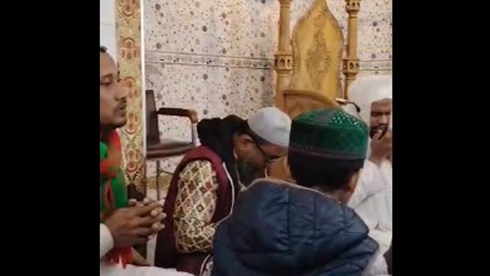 খালেদা জিয়ার রুহের মাগফেরাত কামনায় মসজিদে দোয়া মাহফিল - Chief TV