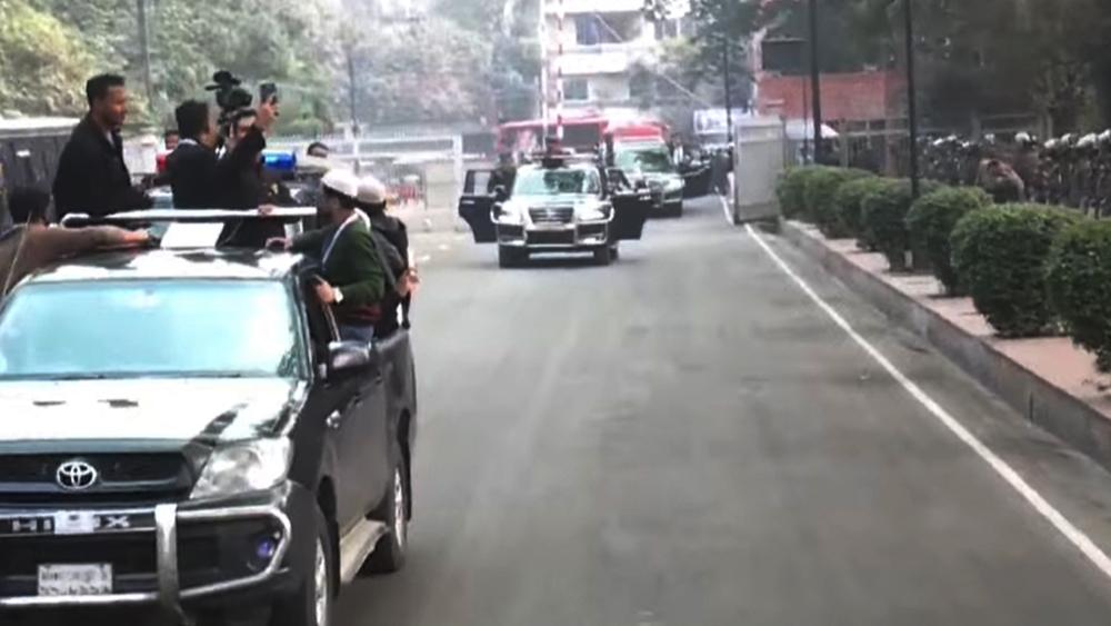 কিছুক্ষণ আগে সংসদ ভবনে পৌঁছেছে খালেদা জিয়ার মরদেহ - Chief TV