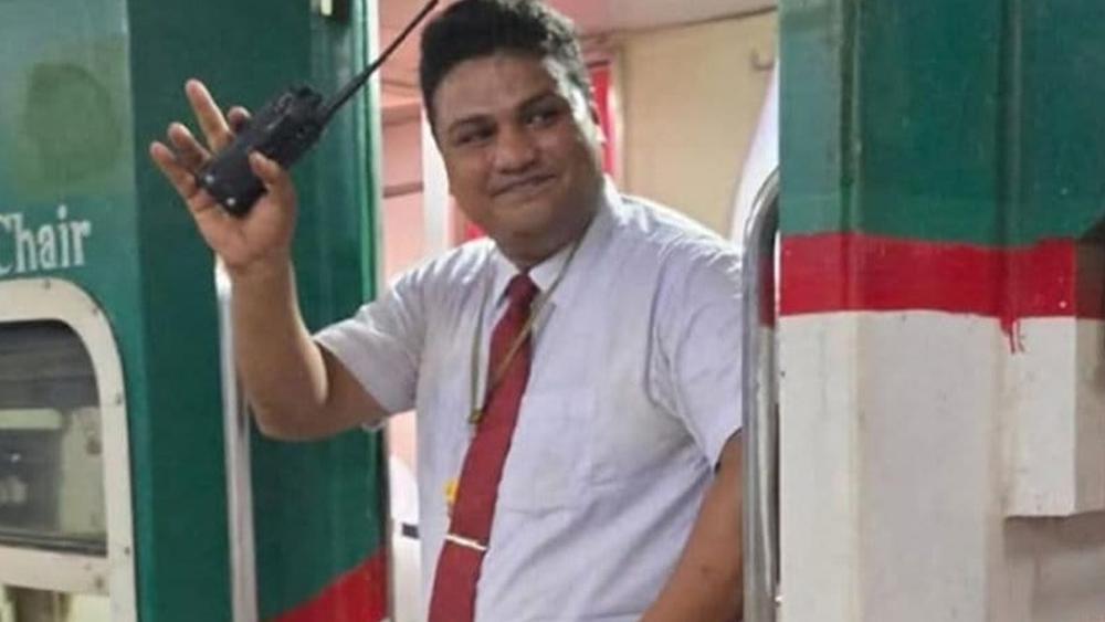 নওগাঁর কৃতিসন্তান ট্রেন পরিচালক ফিরোজ হোসেন সবুজের ইন্তেকাল - Chief TV
