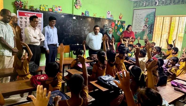 উপজেলার বিভিন্ন প্রশাসনিক দপ্তর পরিদর্শন করেন, জেলা প্রশাসক - Chief TV