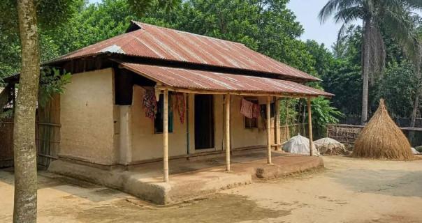 বিয়ের এক মাসের মাথায় শ্বশুরবাড়ি গিয়ে যে কাণ্ড ঘটালেন যুবক - Chief TV