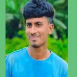 কানে হেডফোন দিয়ে রেললাইনে হাঁটছিলেন তরুণ, নিমিষেই সব শেষ - Chief TV