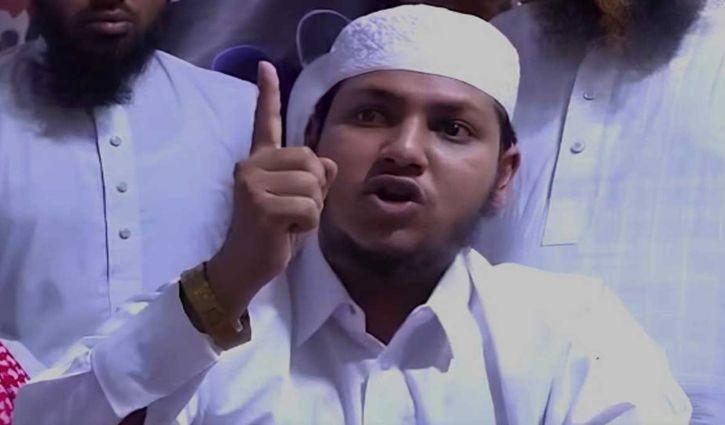 অনেক বাচ্চাকে চুমা দিয়েছি, আমারে মারার সাহস আছে: কারী তাশরীফ - Chief TV